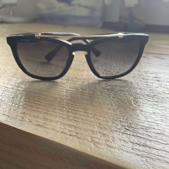 NWOT Valentino Rockstud Sunglasses